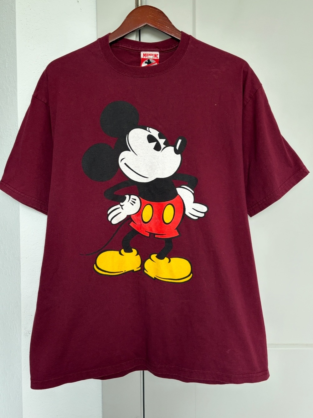 VINTAGE 90S DISNEY MICKEY MOUSE RED GRAPHIC SHORT SLEEVE TSHIRT MENS XL